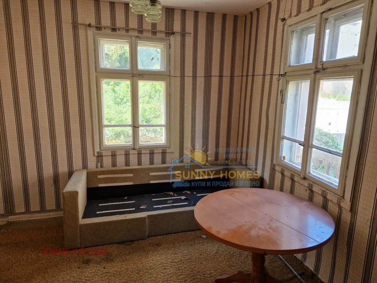 Продава ЕТАЖ ОТ КЪЩА, гр. Велико Търново, Център, снимка 5 - Етаж от къща - 55181774