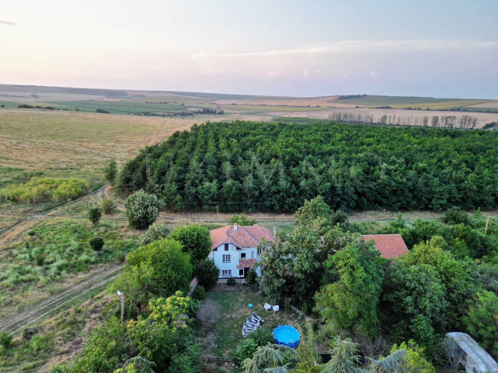Продава КЪЩА, с. Сломер, област Велико Търново, снимка 9 - Къщи - 55185431