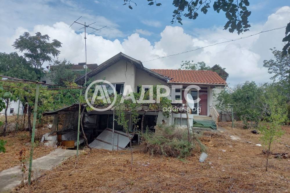 Продава ВИЛА, гр. Балчик, област Добрич