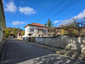 Maison Maglij, région Stara Zagora 6