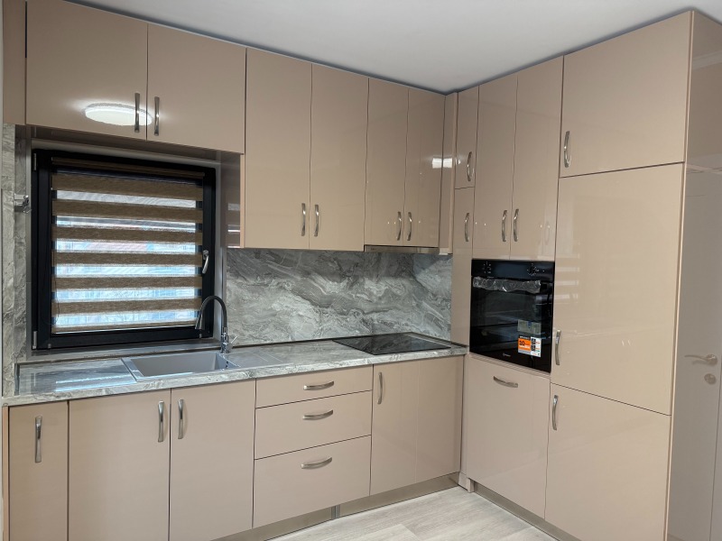 Продава 2-СТАЕН, гр. Търговище, Вароша, снимка 9 - Апартаменти - 48519564