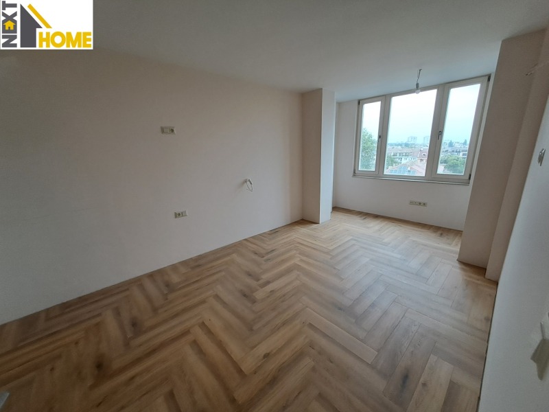 Te koop  2 slaapkamers Plovdiv , Tsentar , 130 m² | 31608999 - afbeelding [8]