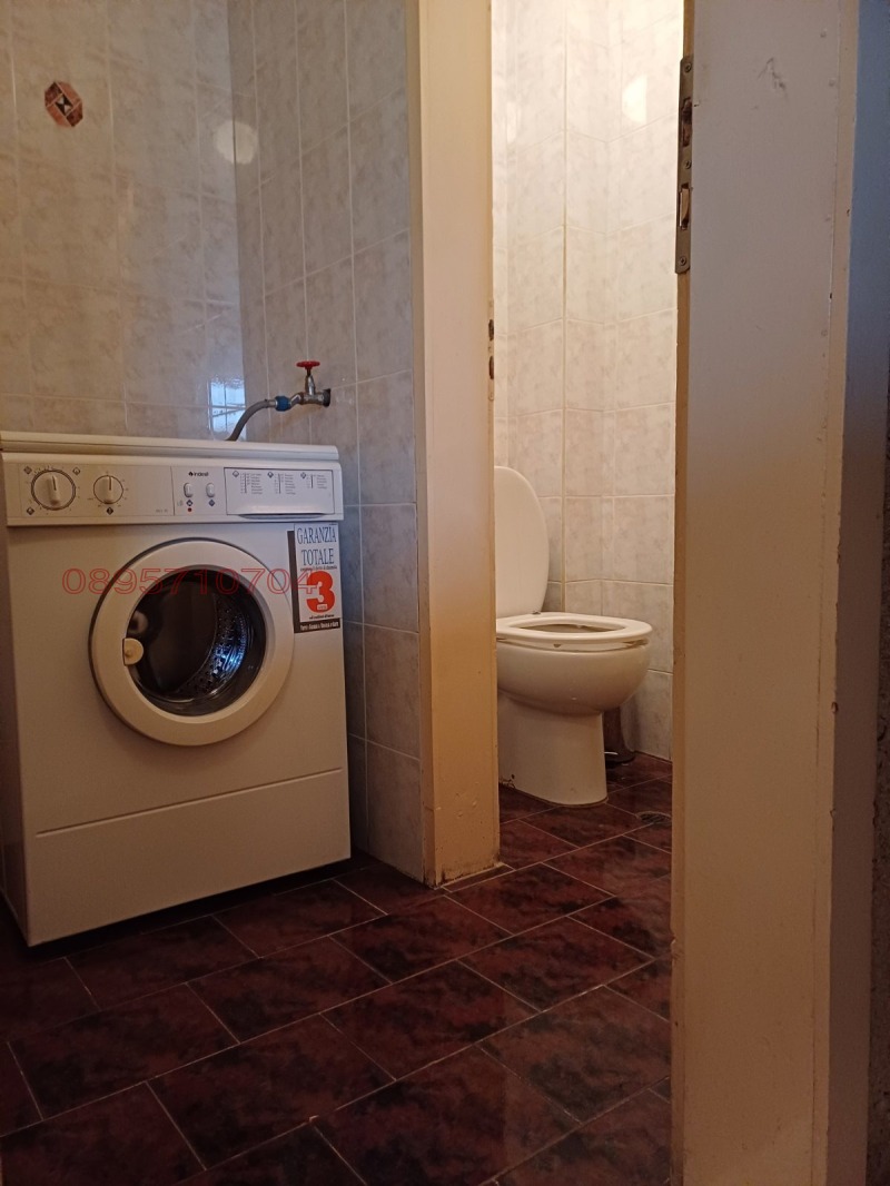 Продава 4-СТАЕН, гр. Търговище, Център, снимка 12 - Апартаменти - 52783646