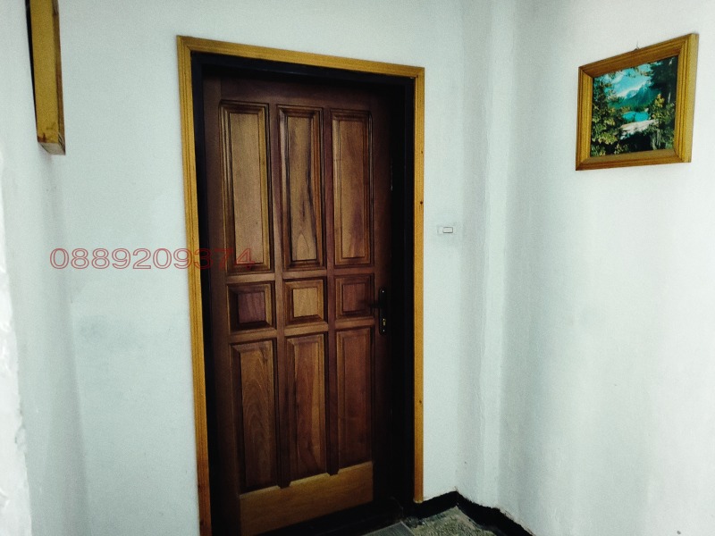 Продава МНОГОСТАЕН, гр. Тетевен, област Ловеч, снимка 2 - Апартаменти - 52780768