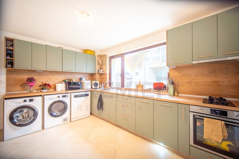 Продава КЪЩА, гр. Балчик, област Добрич, снимка 3 - Къщи - 53371782