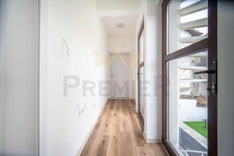 Продава КЪЩА, гр. Балчик, област Добрич, снимка 11 - Къщи - 53371782