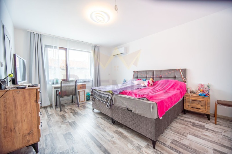 Продава КЪЩА, гр. Балчик, област Добрич, снимка 10 - Къщи - 53371782