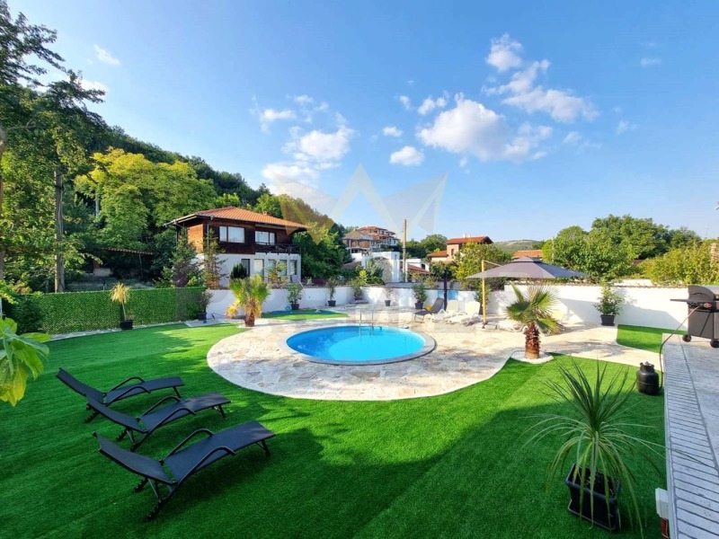 Продава КЪЩА, гр. Балчик, област Добрич, снимка 2 - Къщи - 53371782