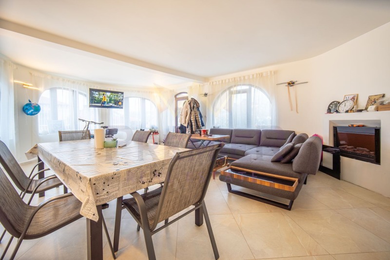 Продава КЪЩА, гр. Балчик, област Добрич, снимка 4 - Къщи - 53371782