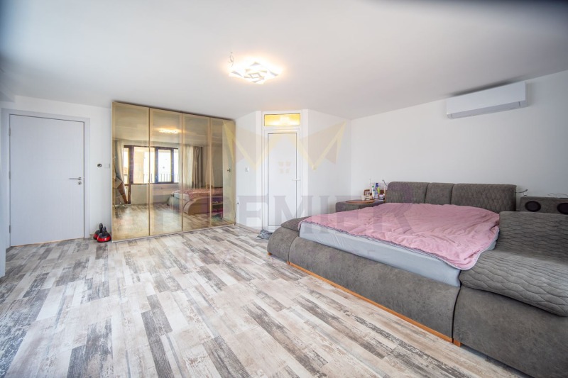 Продава КЪЩА, гр. Балчик, област Добрич, снимка 6 - Къщи - 53371782