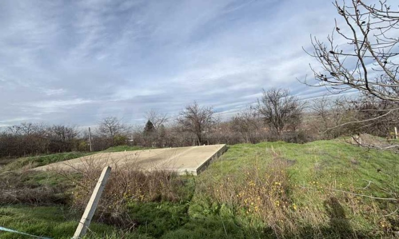 Продава ПАРЦЕЛ, с. Чешнегирово, област Пловдив