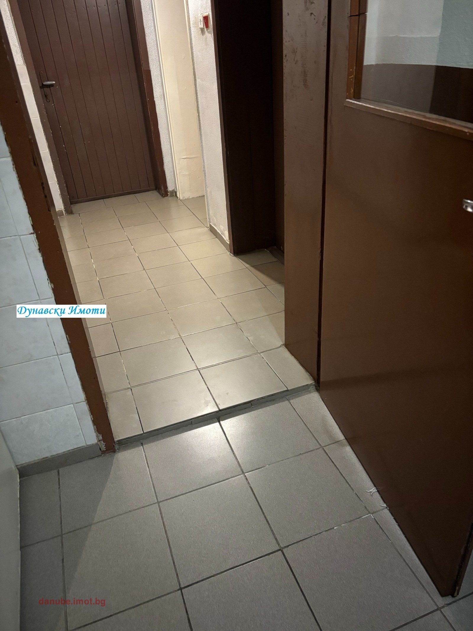 Продава 3-СТАЕН, гр. Русе, Дружба 2, снимка 3 - Апартаменти - 55503033