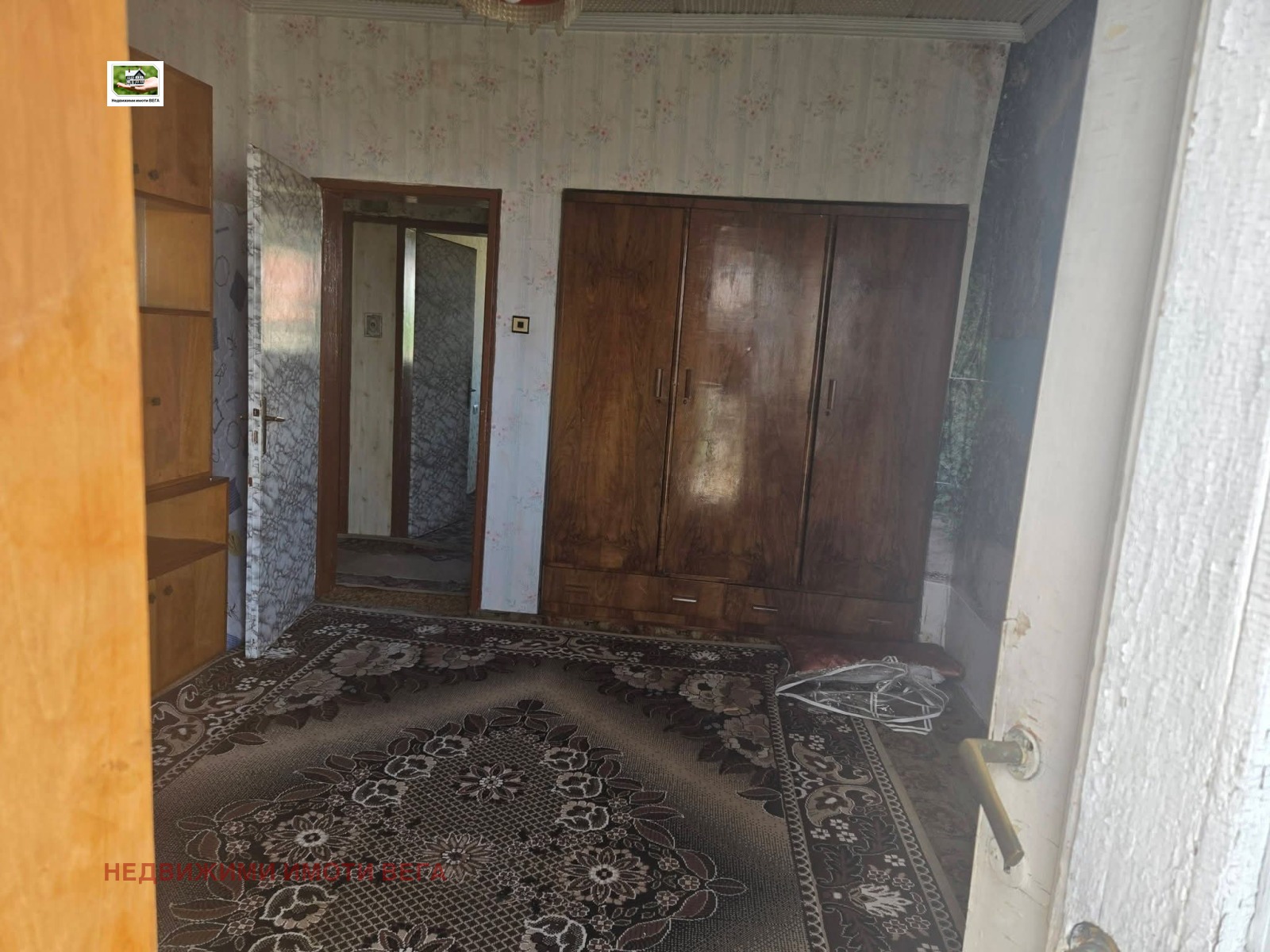 Продава ЕТАЖ ОТ КЪЩА, гр. Горна Оряховица, област Велико Търново, снимка 2 - Етаж от къща - 56238848