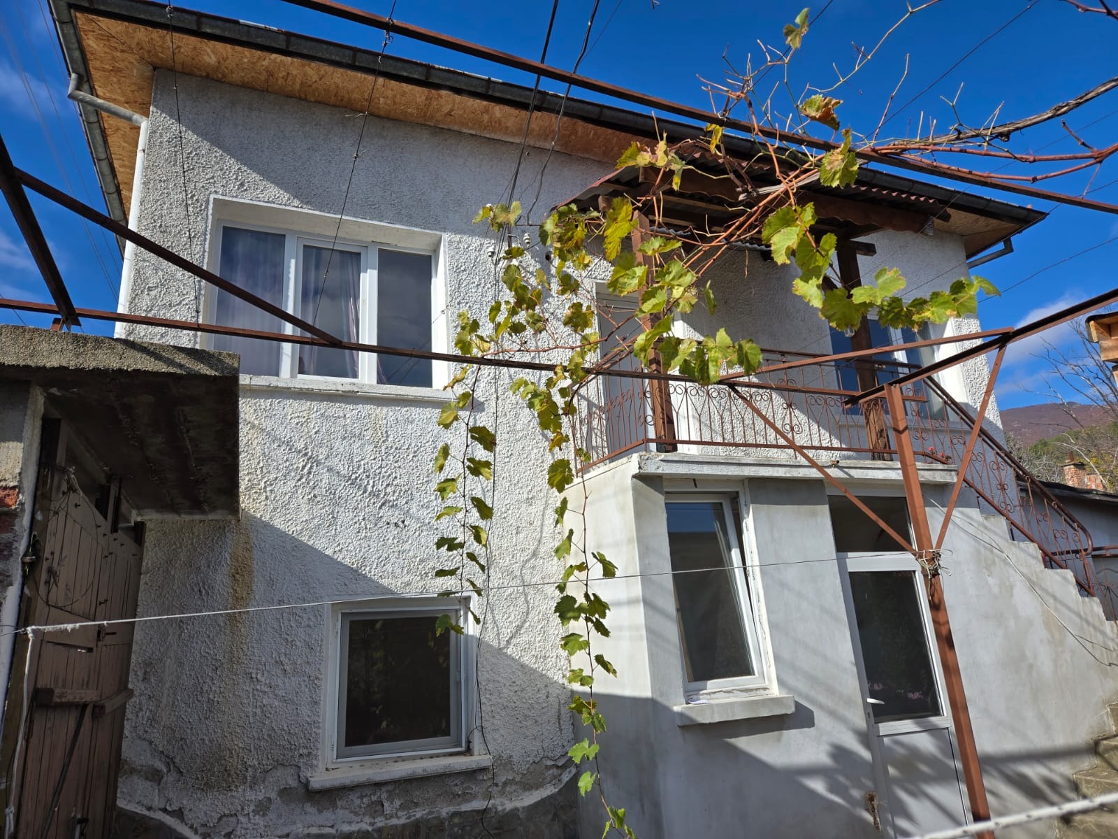 Продава КЪЩА, гр. Мъглиж, област Стара Загора, снимка 2 - Къщи - 48010569