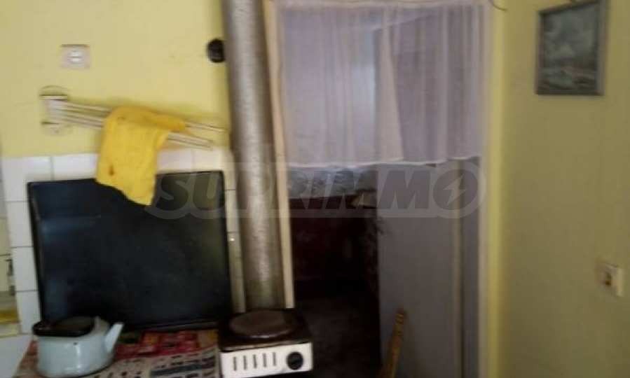 Продава КЪЩА, гр. Павликени, област Велико Търново, снимка 6 - Къщи - 54702340