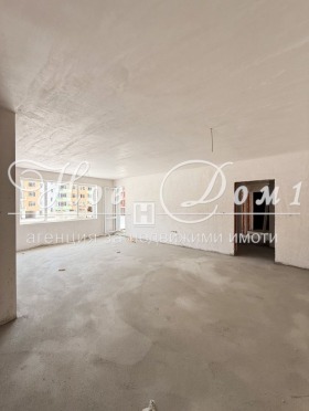 1 quarto Karchiiaka, Plovdiv