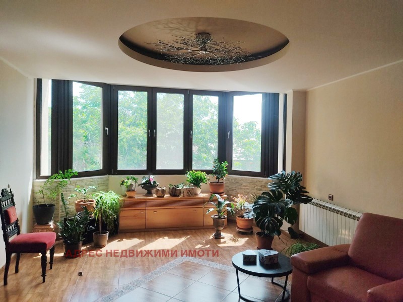 Na prodej  3+ ložnice Stara Zagora , Centar , 240 m2 | 31372174 - obraz [3]