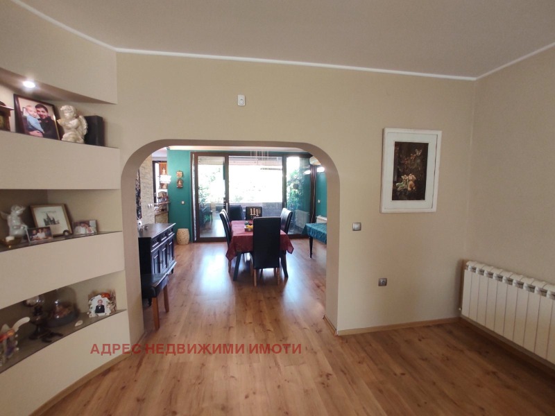 Na prodej  3+ ložnice Stara Zagora , Centar , 240 m2 | 31372174 - obraz [10]