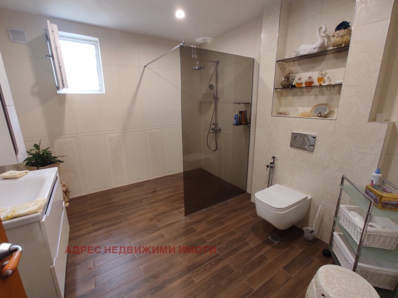 Na prodej  3+ ložnice Stara Zagora , Centar , 240 m2 | 31372174 - obraz [16]
