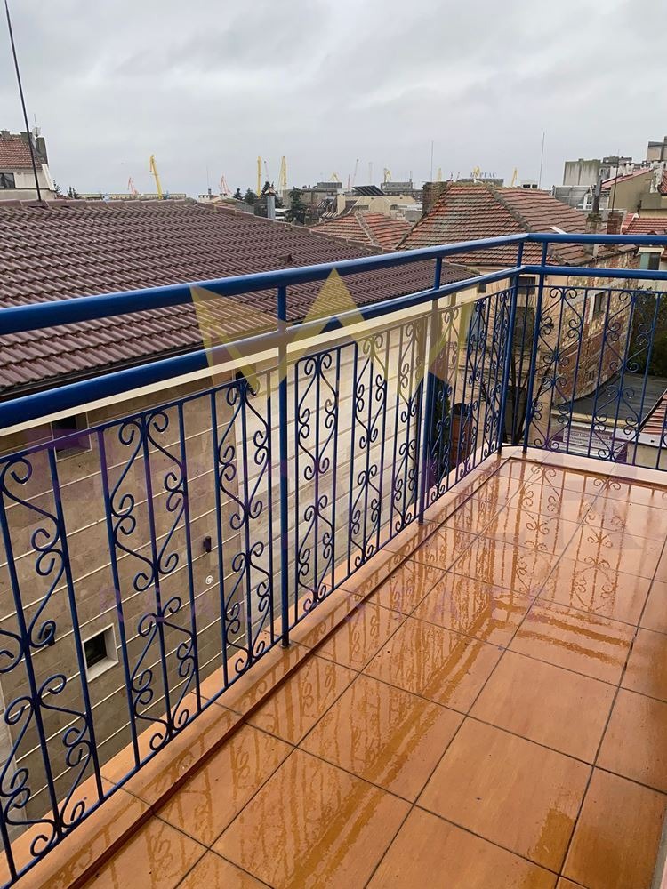 Продава МНОГОСТАЕН, гр. Бургас, Център, снимка 15 - Апартаменти - 54064374