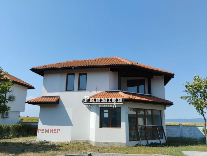 Продава КЪЩА, област Бургас, гр. Ахелой • 132000 € • 90654398 — Holmes.bg