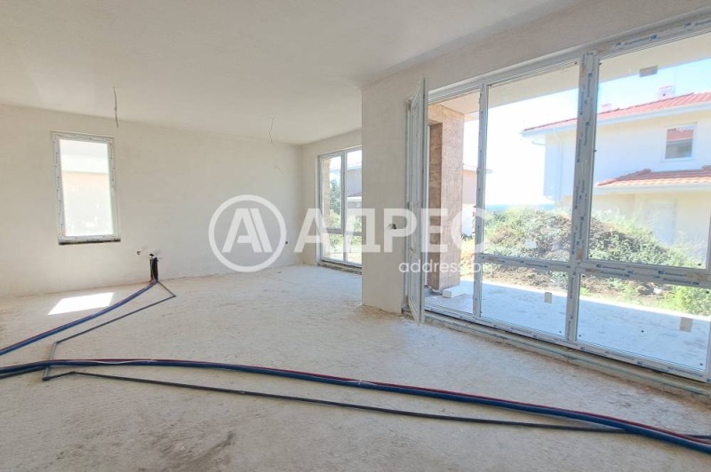 Продава КЪЩА, с. Веселие, област Бургас, снимка 11 - Къщи - 52813097