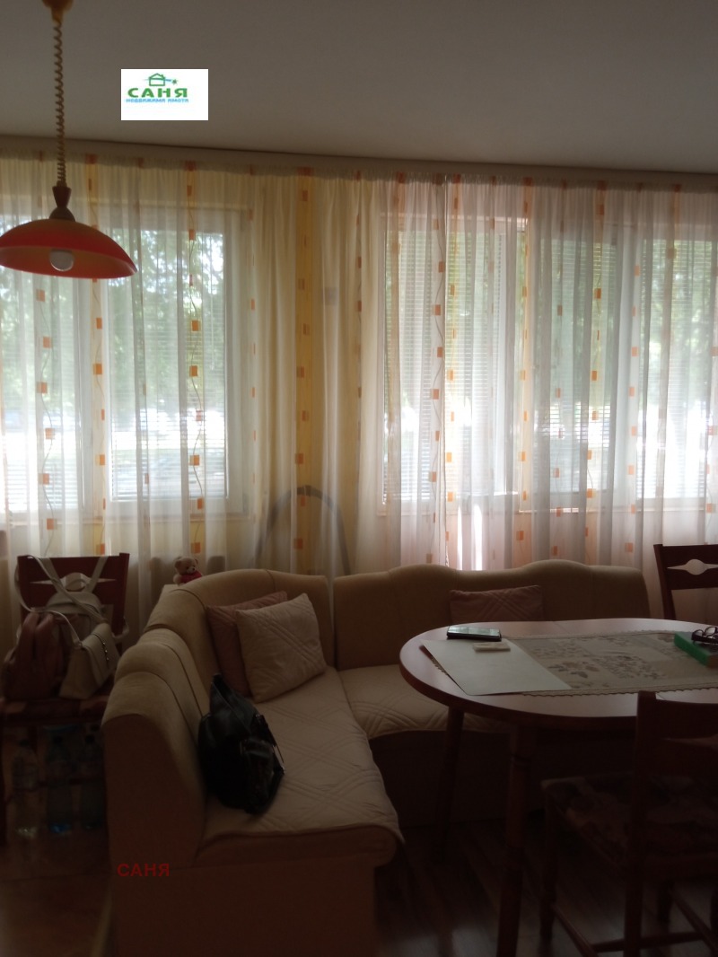 Продава 1-СТАЕН в град Плевен, Сторгозия - 38 кв.м / 65 000 € » 127 128.95 лв., САНЯ