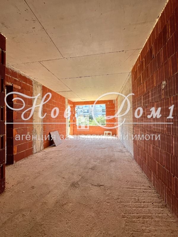 Na prodej  1 ložnice Sofia , Slatina , 64 m2 | 55986654