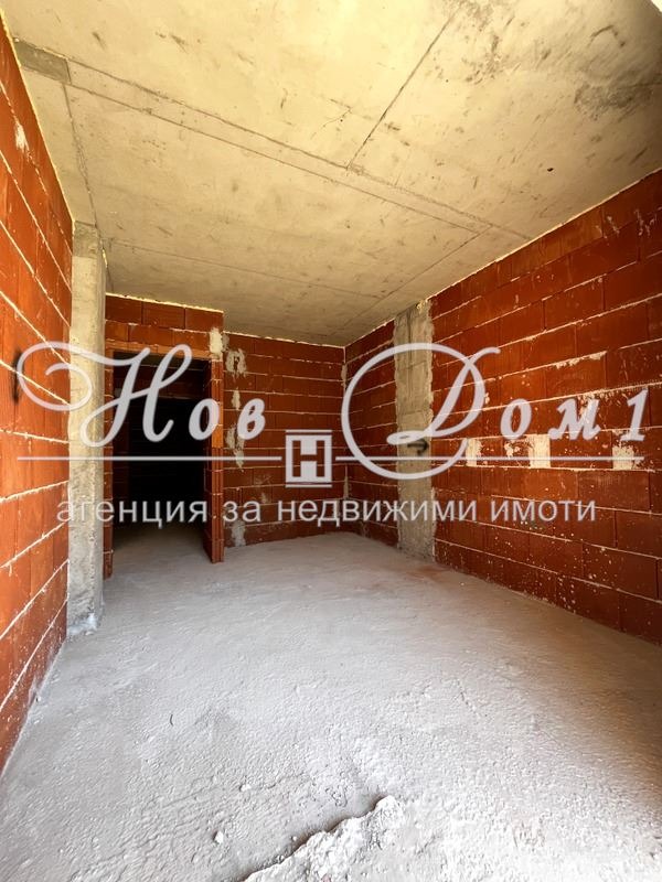 Na prodej  1 ložnice Sofia , Slatina , 64 m2 | 55986654 - obraz [4]