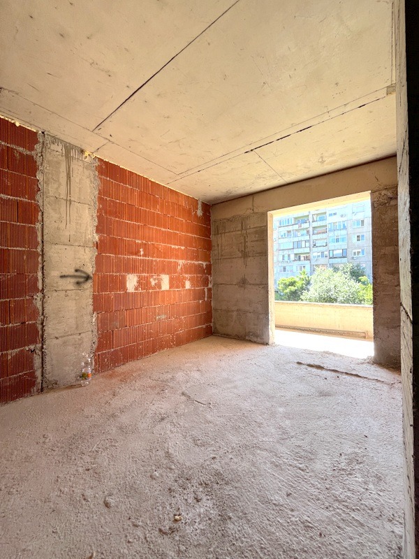 Na prodej  1 ložnice Sofia , Slatina , 64 m2 | 55986654 - obraz [3]
