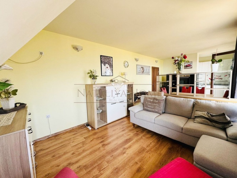 Продава  3-стаен град Бургас , Сарафово , 124 кв.м | 52445638