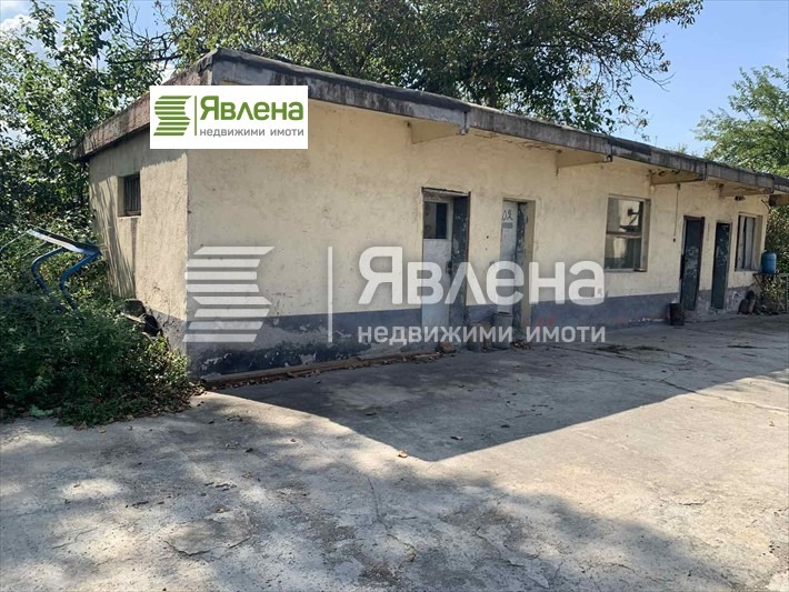Продава  Пром. помещение град Пазарджик , Идеален център , 30780 кв.м | 73551336 - изображение [2]
