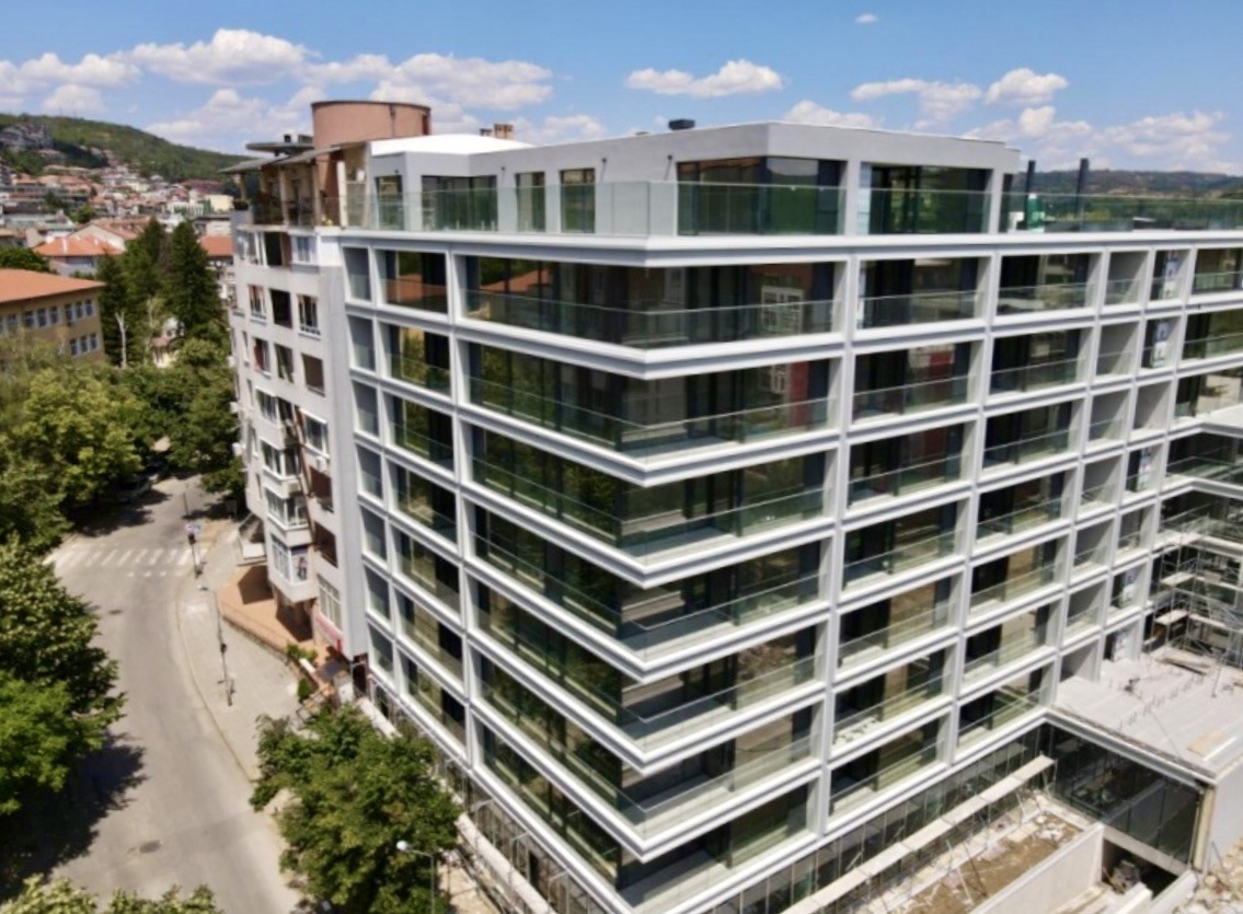 Продава 4-СТАЕН, гр. Велико Търново, Център, снимка 2 - Апартаменти - 52552335