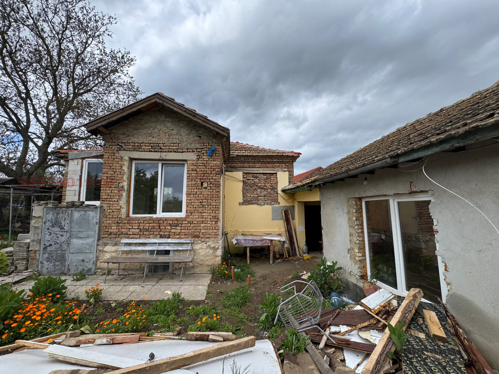 Продава КЪЩА, гр. Вълчи дол, област Варна, снимка 2 - Къщи - 54623130