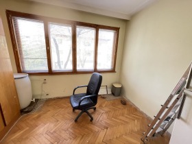 2 quartos Centar, Pernik 3