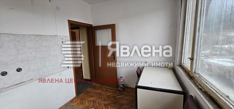 Продава 2-СТАЕН, гр. Етрополе, област София област, снимка 3 - Апартаменти - 54072044