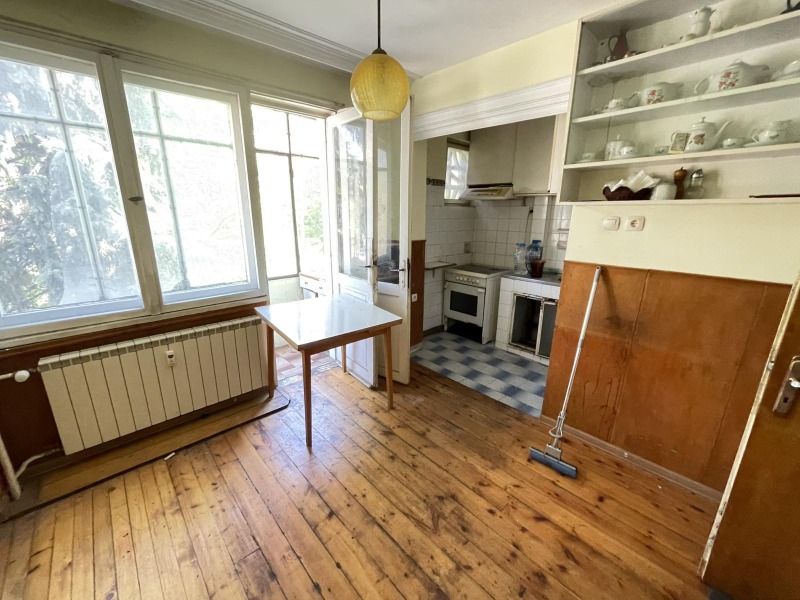 Til salgs  2 soverom Pernik , Tsentar , 95 kvm | 60044059 - bilde [2]