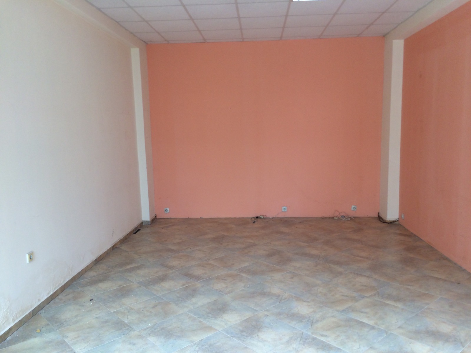Продава МАГАЗИН, гр. Велико Търново, Колю Фичето, снимка 2 - Магазини - 52603158