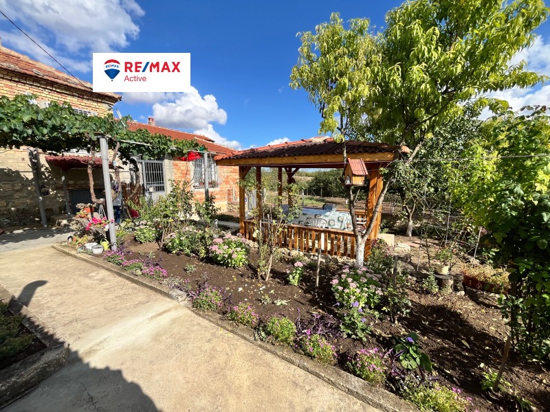 Продава КЪЩА в област Варна, с. Засмяно - 129 кв.м / 60 000 € » 117 349.80 лв., РЕМАКС АКТИВ