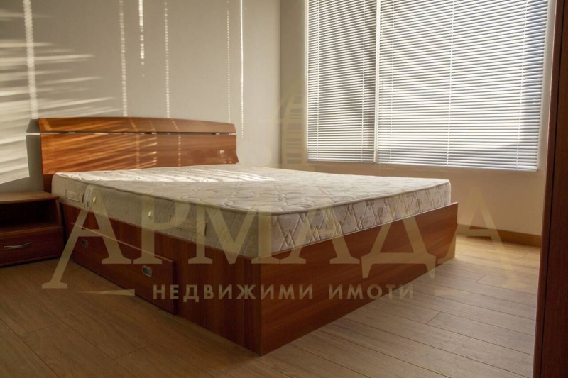 Продава 2-СТАЕН, гр. Пловдив, Кючук Париж, снимка 2 - Aпартаменти - 47846405