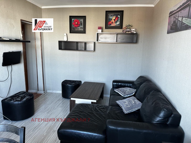 Продава 4-СТАЕН, гр. Кърджали, Център, снимка 12 - Апартаменти - 52359615