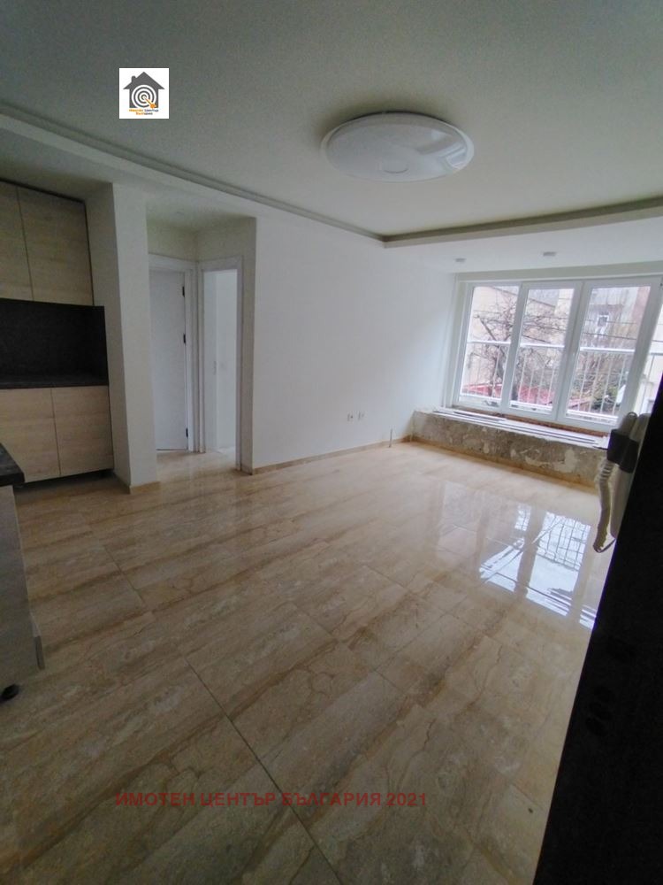 Продава МНОГОСТАЕН, град София, Център • 305000 € • 22131360 — Holmes.bg