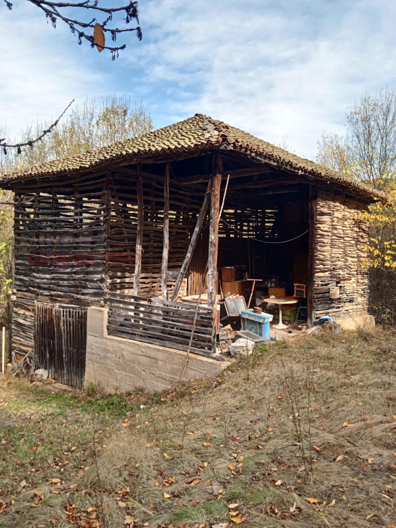 Продава КЪЩА, с. Цегриловци, област Перник, снимка 3 - Къщи - 52786297