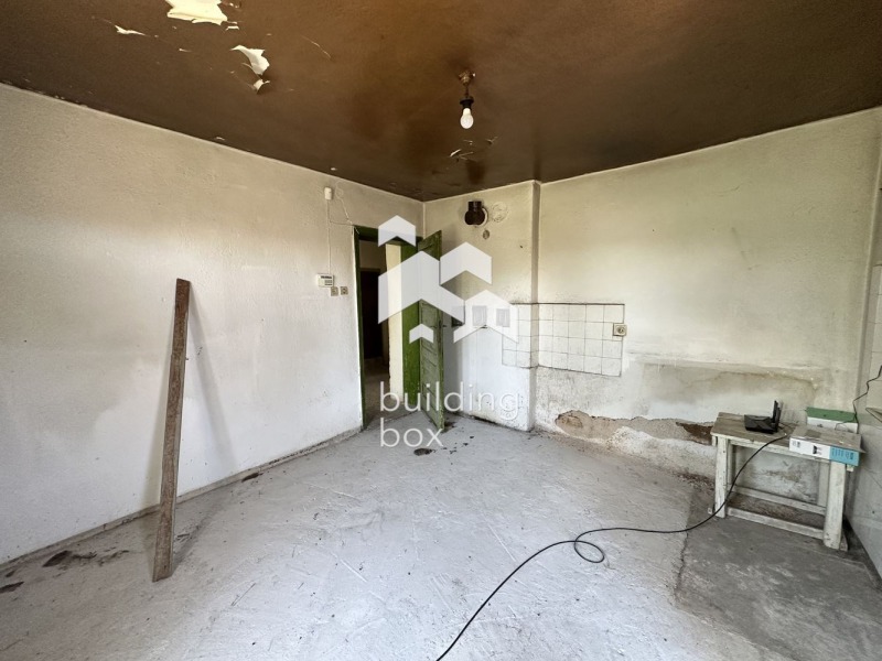 Продава КЪЩА, с. Старосел, област Пловдив, снимка 11 - Къщи - 52707147