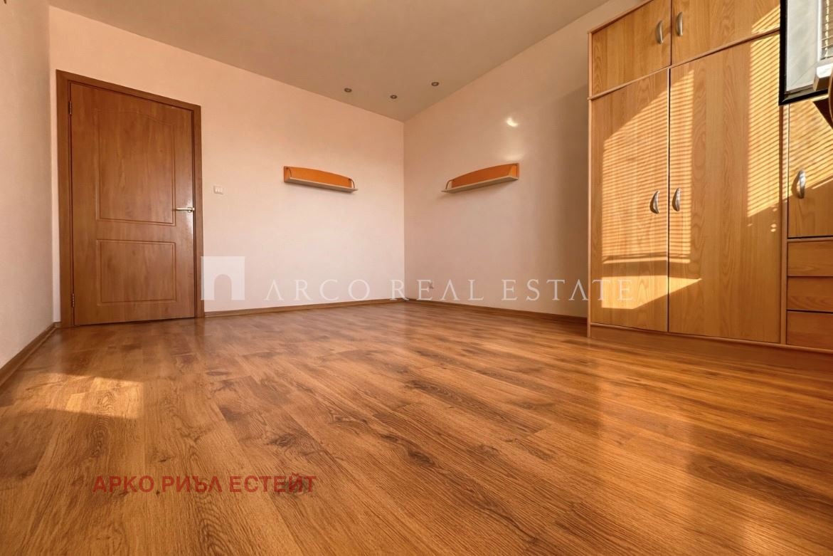 Продава 3-СТАЕН, гр. София, Фондови жилища, снимка 2 - Апартаменти - 53709023