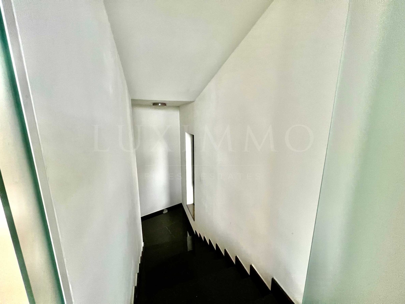 Продава ОФИС, гр. София, Младост 1А, снимка 15 - Офиси - 53590921