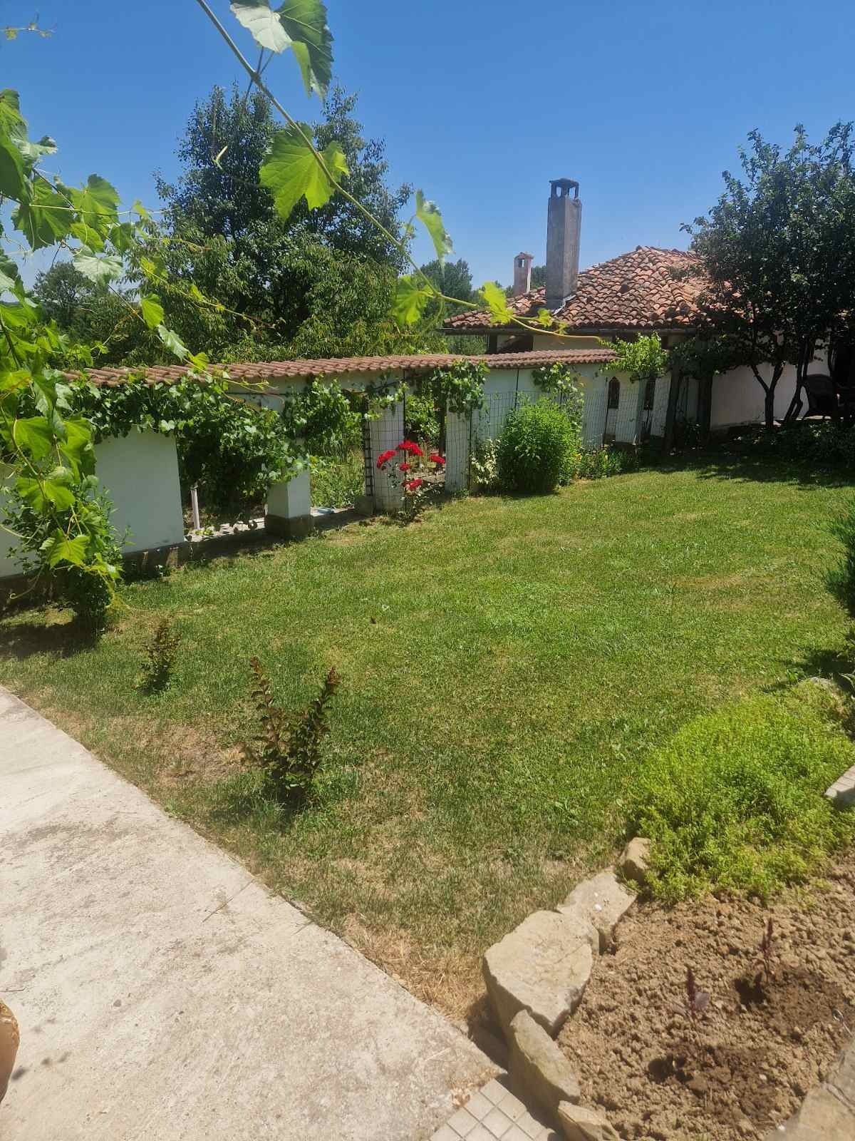 Продава КЪЩА, с. Петковци, област Велико Търново, снимка 2 - Къщи - 52602864