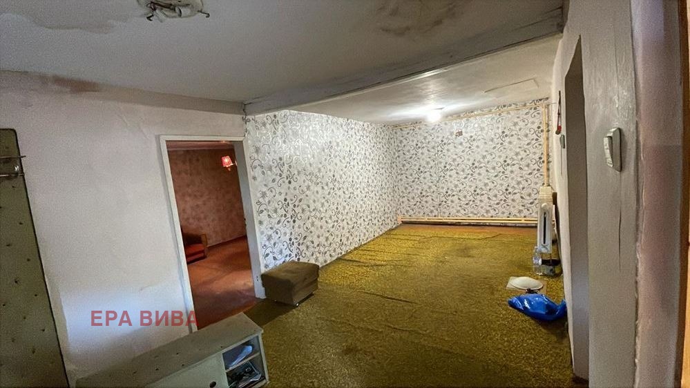 Продава КЪЩА, с. Оброчище, област Добрич, снимка 6 - Къщи - 54835121