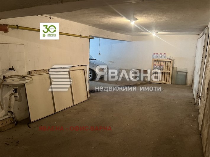 Продава ГАРАЖ, ПАРКОМЯСТО, гр. Варна, Гръцка махала, снимка 5 - Гаражи и паркоместа - 55533938