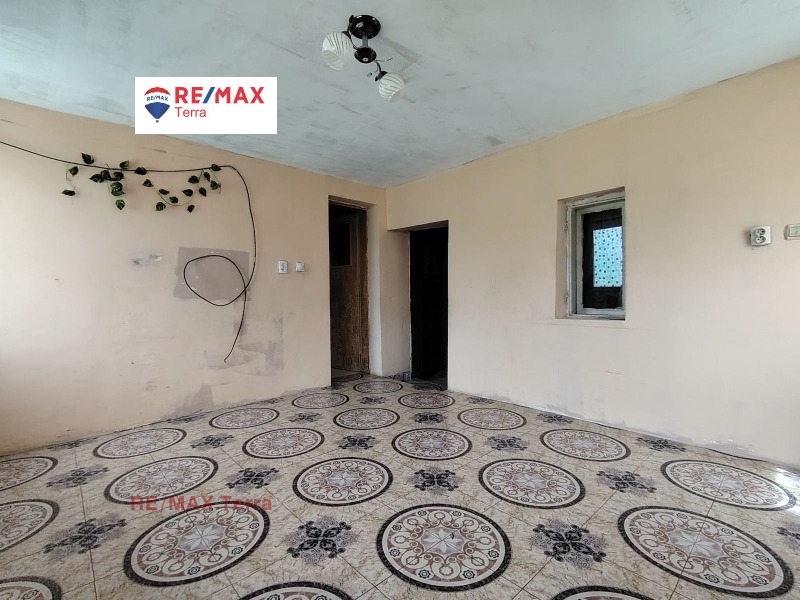 Продава КЪЩА в област Враца, с. Търнак - 110 кв.м / 15 000 € » 29 337.45 лв., RE/MAX Terra